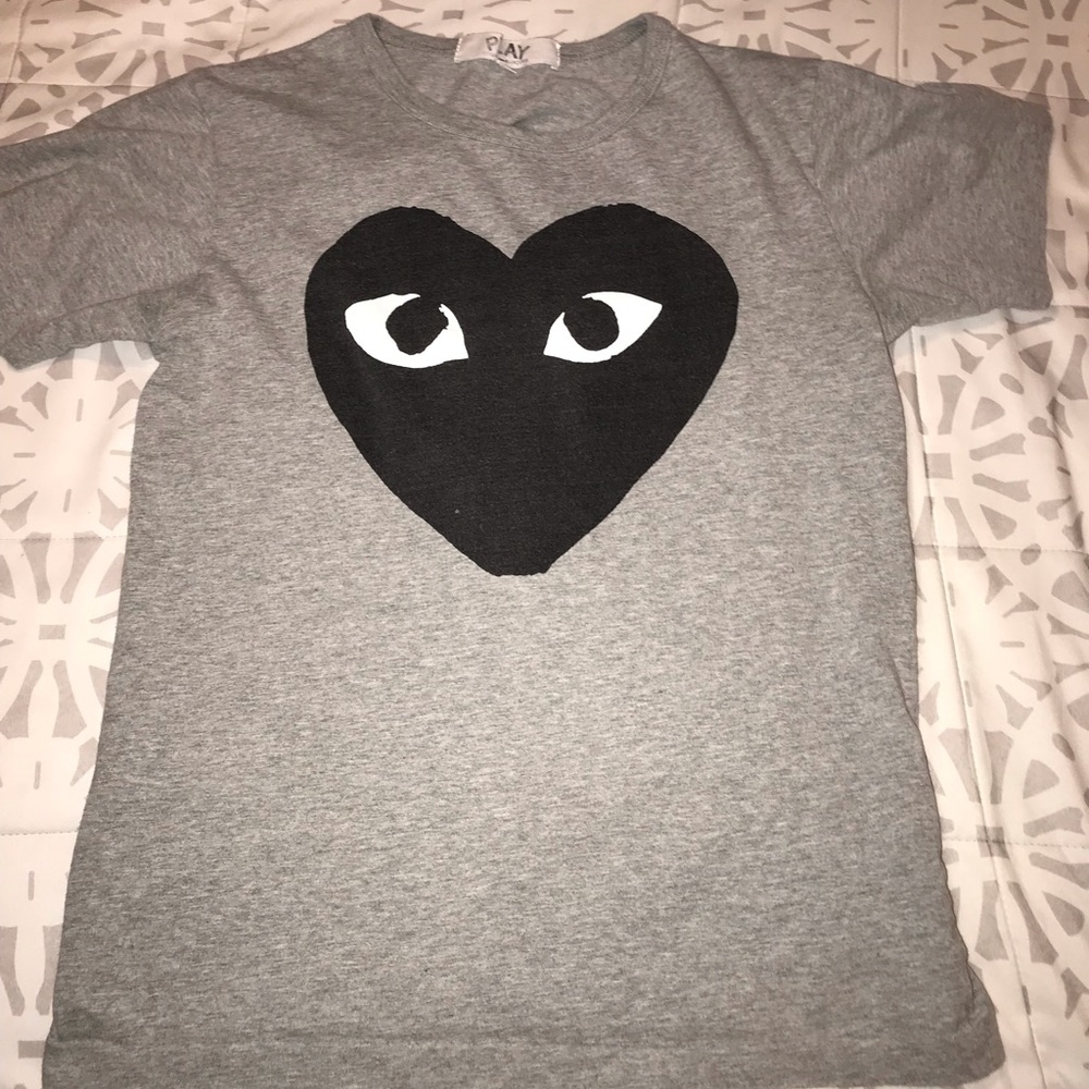 Comme des Garçons Play Shirt Grey wBlack Heart